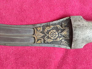 Индийский кинжал / Ханжар (3 фото из 4)