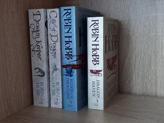 Робин Хобб книги