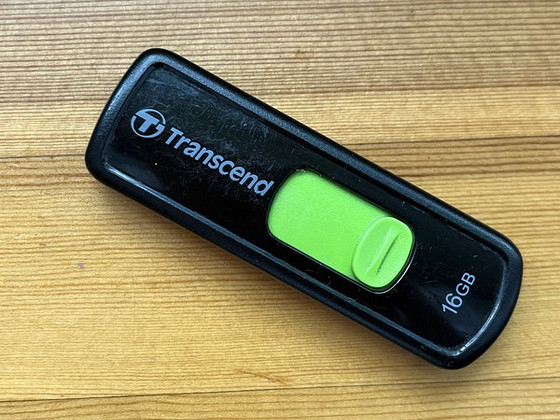 USB Flash drive 16 GB Transcend Флешка 16 гб Mälupulk
