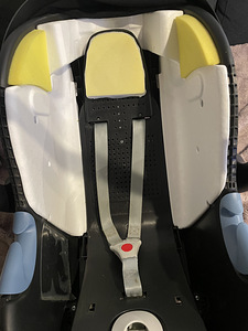 Turvahäll Cybex Aton B i-size (5 foto / 5)