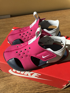 Nike сандали (1 фото из 5)