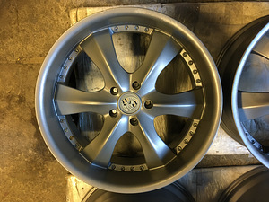 Porsche Cayenne/ VW Touareg/ Audi Q7 R22" valuveljed (3 foto / 10)