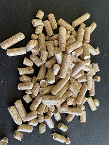Wood pellet (1 foto no 3)