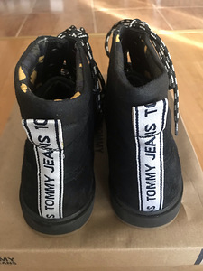 Meeste Tommy Jeans kingad/saapad suurus 43 (1 foto / 6)