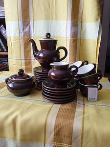 Керамический сервиз (1 фото из 3)