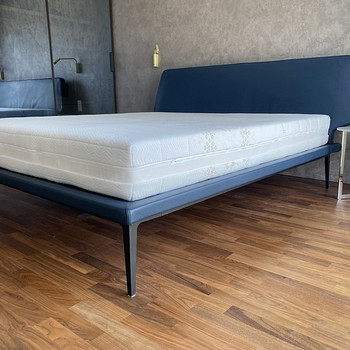 Nahast voodi 170*200cm