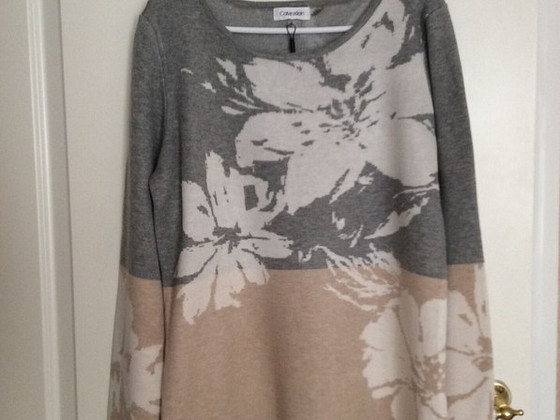 Новый! Свитер Calvin Klein s.M-L