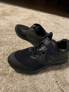 Müüa nike tossud (2 foto / 2)