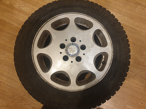 Heas korras Mercedese veljed (1 foto / 2)