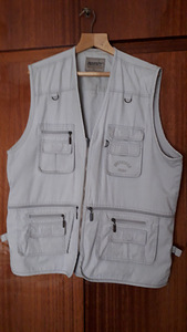 Suvine kerge vest. Suurus XL (1 foto / 3)