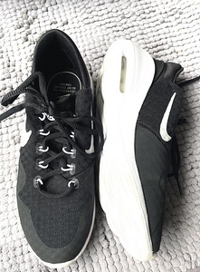 Nike 36 (1 foto / 2)
