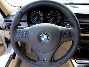 Komplekts stūres pārsega pašrestaurācijai BMW automašīnām (1 foto no 7)