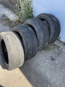 Бриджстоун 255/50R19 (1 фото из 3)