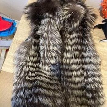 Rebasenahast vest