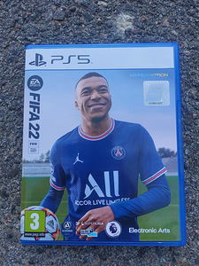 FIFA 22 на PlayStation 5 (1 фото из 2)