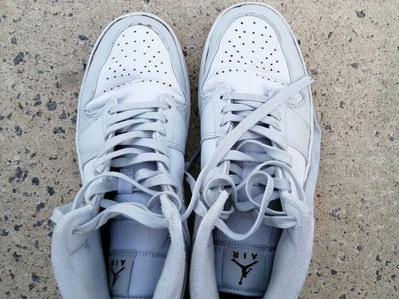 Nike Air Jordan Mid 1