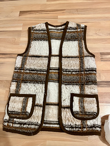Soe vest (1 foto / 3)