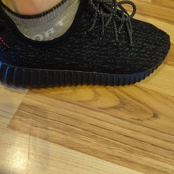 Adidas Yeezy Boost 350 Pirate Black tossud
