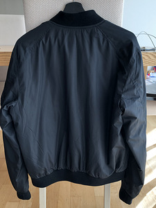 Peak performance bomper M (2 foto / 3)