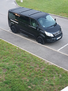 Ford Transit Tourneo Custom (1 фото из 10)