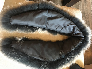 Продам воротник из лисы (2 фото из 2)
