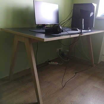 Стол