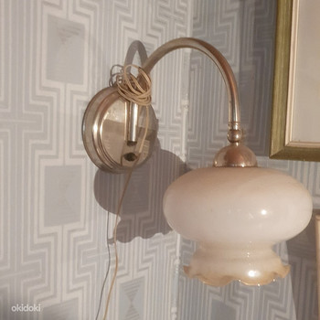 Kaks antiiklampi (1950-d)/ Two antique lamps (1950s)