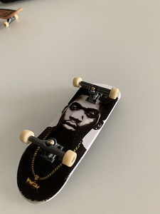 Фингерборды tech deck (4 фото из 4)