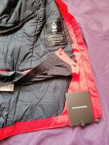 Peak Performance — КУРТКА VM6 SKI INSULATED 2L (размер M) (3 фото из 8)