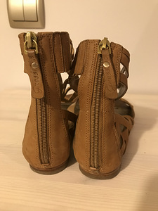 Guess sandaalid (2 foto / 3)
