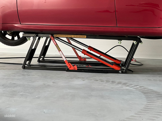Karulift E2500 автомобильный подъемник