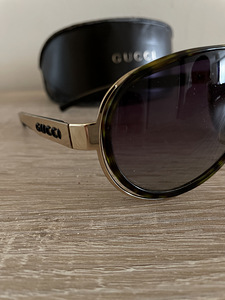 Gucci (4 foto / 5)