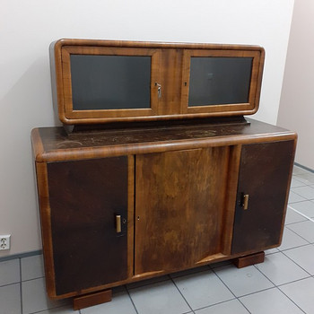 Võimas retro kummut