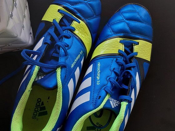 Футбольные кроссовки Adidas Nitrocharge 3.0