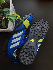 Футбольные кроссовки Adidas Nitrocharge 3.0 (2 фото из 3)