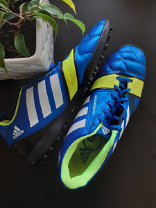 Футбольные кроссовки Adidas Nitrocharge 3.0 (3 фото из 3)