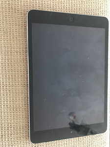 iPad mini 2 (32 ГБ) Серый. (1 фото из 2)