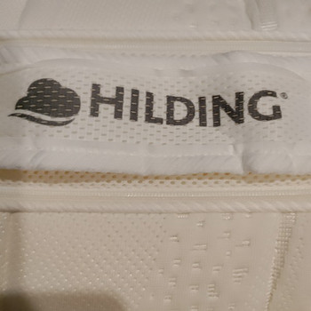 Продается новый матрас Hilding