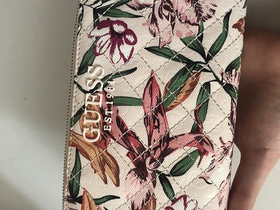 Кошелёк Guess