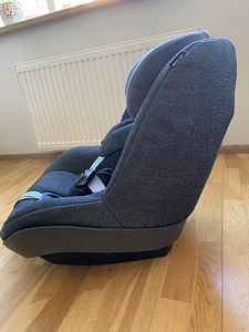 Maxi-Cosi 2wayPearl turvatool + 2wayFix alus (2 foto / 10)