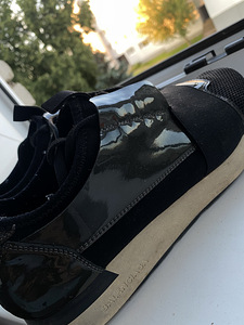 Кроссовки Balenciaga (2 фото из 5)