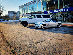 Ford Excursion (4 foto / 6)