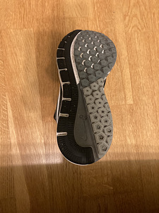 Nike Беговые Кросовки (3 фото из 4)