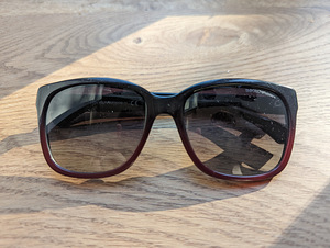 Emporio Armani Päikseprillid (1 foto / 4)