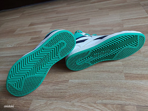 Reebok кроссовки р.35 (6 фото из 6)
