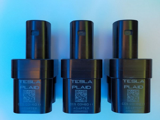 Адаптер CCS Combo 2 Plaid Tesla USA