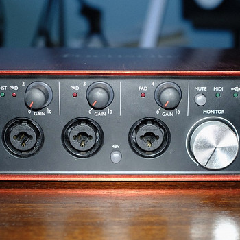 Helikaart: Focusrite Scarlett 18i8, 2nd Gen