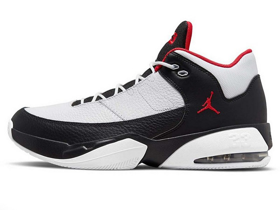 JORDAN MAX AURA 3, nr 44