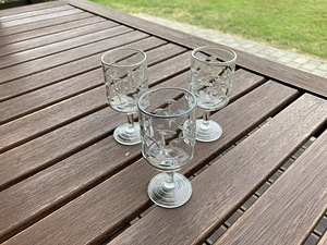 3 рюмки для водки всего €3 (1 фото из 3)