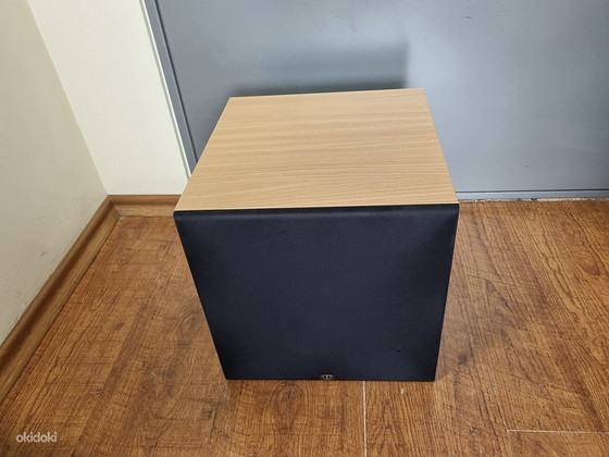 Monitor audio asw 100